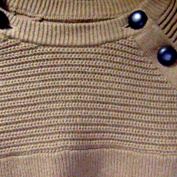 Isabel Marant Etoile Pullover with Button detail - Picture 2 of 2